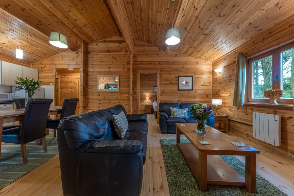 Elm Lodge, Woodland Park Lodges